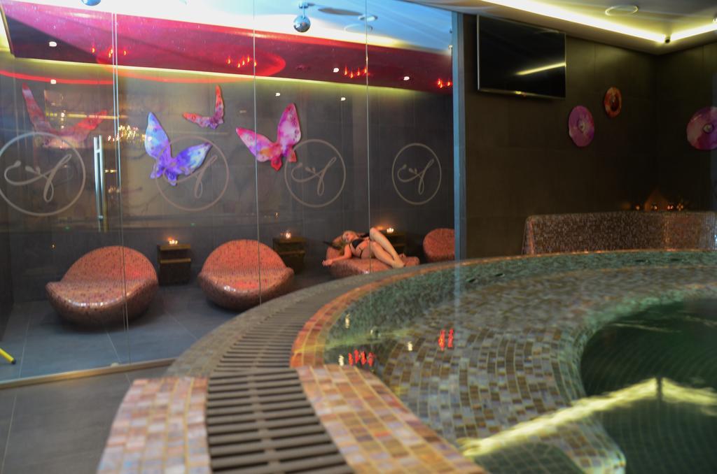 Hotel Azalia & Spa Niepołomice Eksteriør bilde