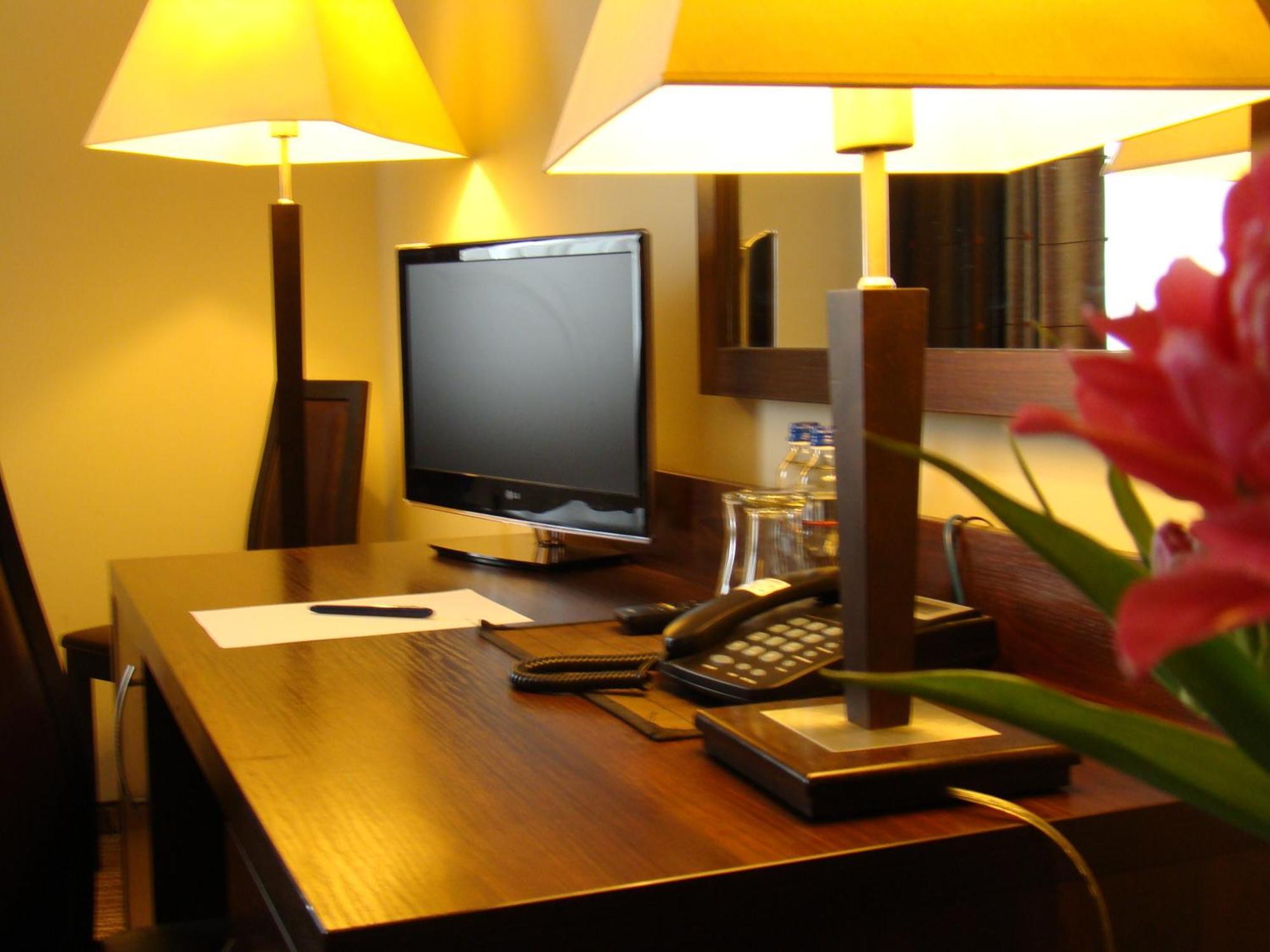 Hotel Azalia & Spa Niepołomice Eksteriør bilde