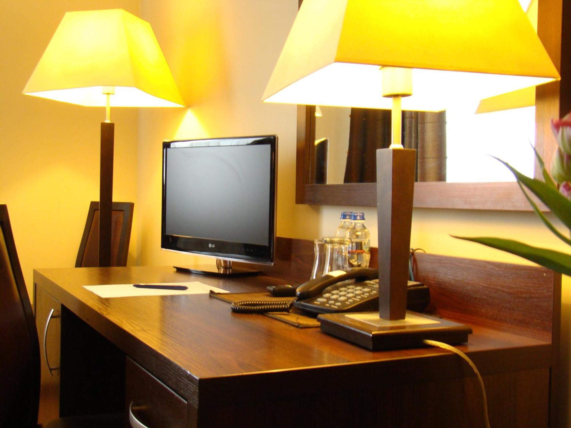Hotel Azalia & Spa Niepołomice Eksteriør bilde