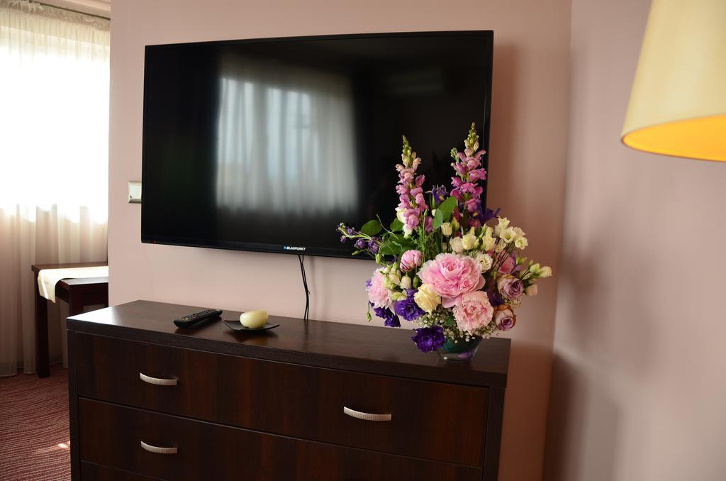 Hotel Azalia & Spa Niepołomice Eksteriør bilde